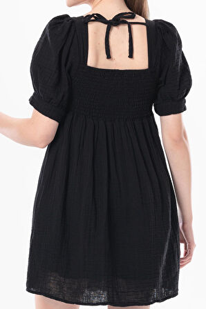 Kısa Kol Lara Kare Yaka Bağlama Detaylı Yazlık Müslin Elbise Siyah Syh