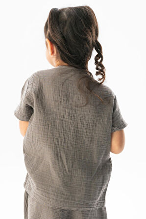 Kısa Kol Batı Cep Detaylı Yazlık Müslin Kız Çocuk Tshirt Gri Gri