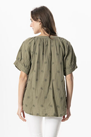 Kısa Kol V Yaka Venüs Düğmeli Müslin Yazlık Bluz Haki Hk
