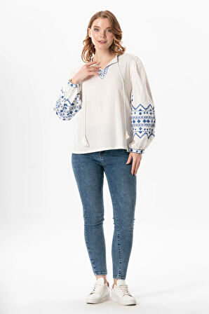 Uzun Kol Şile Bezi İdil V Yaka Nakışlı Yazlık Bluz Krem Krm