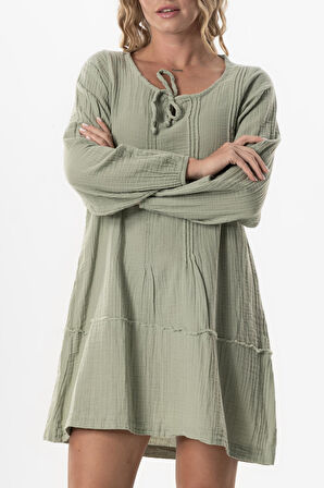 Uzun Kol Göksel Bağlama Detaylı Kısa Müslin Yazlık Elbise Zeytin Yeşili Zytnysl