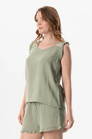 Kolsuz Fırfır Detaylı Duru Oval Yaka Müslin Yazlık Bluz Zeytin Yeşili Zytnysl