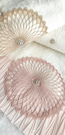 Annem (3.LÜ SET) Çeyizlik 50x90 Cm. Kadife Doku Piliseli Dantelli El ve Yüz  Lüks Havlu Seti