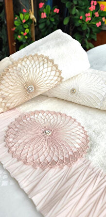 Annem (3.LÜ SET) Çeyizlik 50x90 Cm. Kadife Doku Piliseli Dantelli El ve Yüz  Lüks Havlu Seti