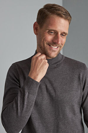 Antrasit Standart Fit Dar Kalıp Yarım Balıkçı Düz Uzun Kollu  Triko