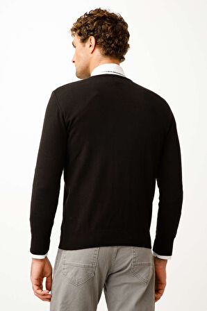 Siyah Standart Fit Dar Kalıp V Yaka Düz Uzun Kollu  Triko