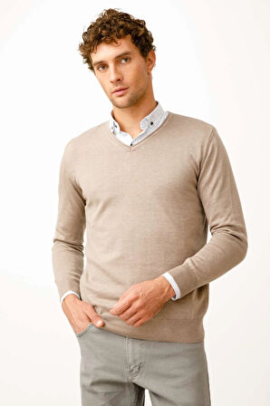 Bej Standart Fit Dar Kalıp V Yaka Düz Uzun Kollu  Triko