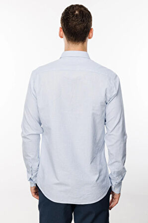 Açık Mavi Dynamic Fit  Düğmeli Yaka Düz Uzun Kollu Cepsiz %100 Pamuk Gömlek