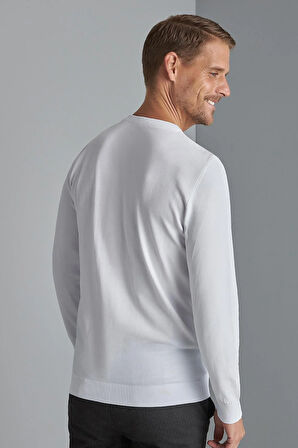 Beyaz Slim Fit Dar Kalıp Bisiklet Yaka Düz Uzun Kollu  Triko