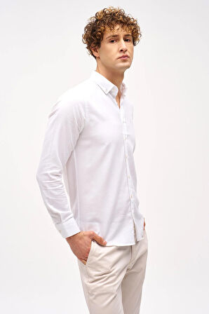 Beyaz Dynamic Fit  Düğmeli Yaka Düz Uzun Kollu Cepsiz Pamuklu Gömlek