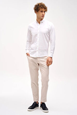 Beyaz Dynamic Fit  Düğmeli Yaka Düz Uzun Kollu Cepsiz Pamuklu Gömlek