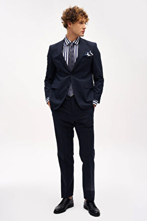 Erkek Lacivert Barı (4 Drop)  / Geniş Kalıp Sivri Yaka Takım Elbise