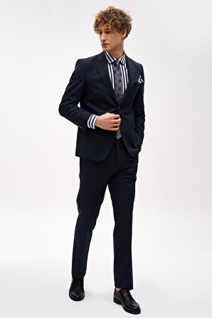 Erkek Lacivert Barı (4 Drop)  / Geniş Kalıp Sivri Yaka Takım Elbise