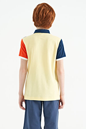 Sarı Renk Bloklu Nakış Yazı Detaylı Standart Kalıp Polo Yaka Erkek Çocuk T-Shirt - 11109 | 12-13 Yaş