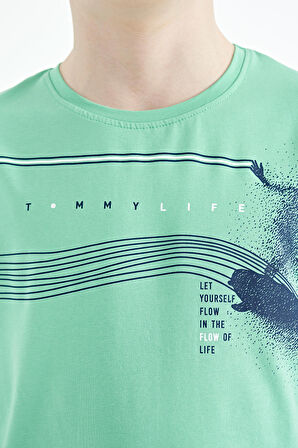 Su Yeşili Baskı Detaylı Standart Kalıp O Yaka Erkek Çocuk T-Shirt - 11133 | 9-10 Yaş