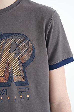 Koyu Gri Yazı Baskılı Standart Kalıp O Yaka Erkek Çocuk T-Shirt - 11098 | 3-4 Yaş
