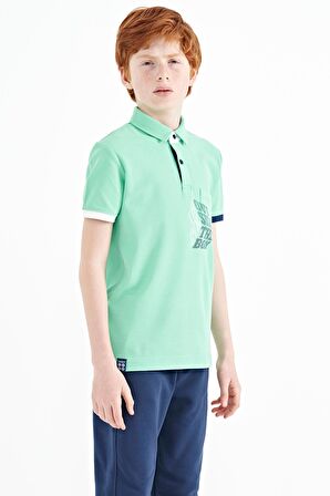 Su Yeşili Ön Cep Detaylı Baskılı Standart Kalıp Polo Yaka Erkek Çocuk T-Shirt - 11102 | 5-6 Yaş