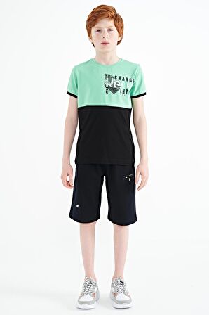 Su Yeşili Baskı Detaylı Renk Bloklu Standart Kalıp O Yaka Erkek Çocuk T-Shirt - 11107 | 11-12 Yaş
