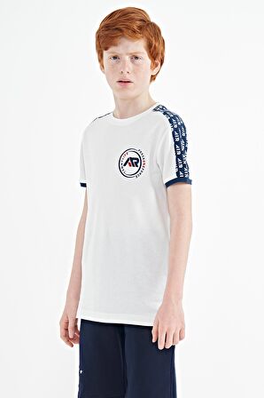 Beyaz Omuz Baskı Detaylı Standart Kalıp O Yaka Erkek Çocuk T-Shirt - 11121 | 12-13 Yaş