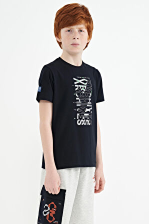 Lacivert Ön Baskı Detaylı O Yaka Standart Kalıp Erkek Çocuk T-Shirt - 11099 | 6-7 Yaş