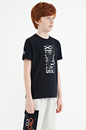 Lacivert Ön Baskı Detaylı O Yaka Standart Kalıp Erkek Çocuk T-Shirt - 11099 | 6-7 Yaş