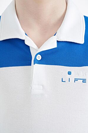 Beyaz Renk Bloklu Yazı Nakışlı Standart Kalıp Polo Yaka Erkek Çocuk T-Shirt - 11095 | 5-6 Yaş