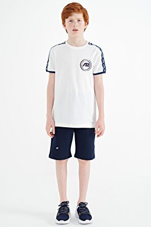 Beyaz Omuz Baskı Detaylı Standart Kalıp O Yaka Erkek Çocuk T-Shirt - 11121 | 9-10 Yaş