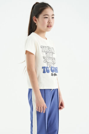 Ekru O Yaka Yazı Baskılı Rahat Form Kısa Kollu Cropped Kız Çocuk T-Shirt - 75118 | 13-14 Yaş