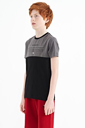 Siyah Yazı Baskılı Renk Bloklu Standart Kalıp O Yaka Erkek Çocuk T-Shirt - 11134 | 9-10 Yaş