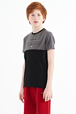 Siyah Yazı Baskılı Renk Bloklu Standart Kalıp O Yaka Erkek Çocuk T-Shirt - 11134 | 9-10 Yaş