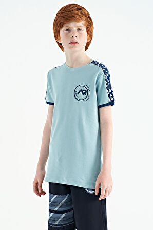 Açık Mavi Omuz Baskı Detaylı Standart Kalıp O Yaka Erkek Çocuk T-Shirt - 11121 | 10-11 Yaş
