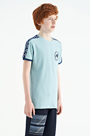 Açık Mavi Omuz Baskı Detaylı Standart Kalıp O Yaka Erkek Çocuk T-Shirt - 11121 | 10-11 Yaş
