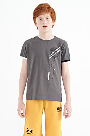 Koyu Gri Baskı Detaylı O Yaka Standart Kalıp Erkek Çocuk T-Shirt - 11131 | 12-13 Yaş