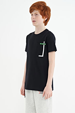 Lacivert Cep Detaylı O Yaka Standart Kalıp Erkek Çocuk T-Shirt - 11120 | 10-11 Yaş