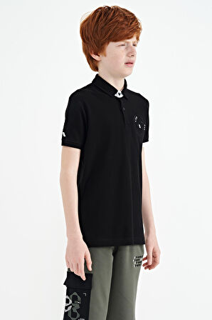 Siyah Kol Ucu Renkli Logo Nakışlı Standart Kalıp Polo Yaka Erkek Çocuk T-Shirt - 11138 | 7-8 Yaş