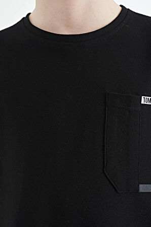Siyah Cep Detaylı O Yaka Standart Kalıp Erkek Çocuk T-Shirt - 11120 | 9-10 Yaş