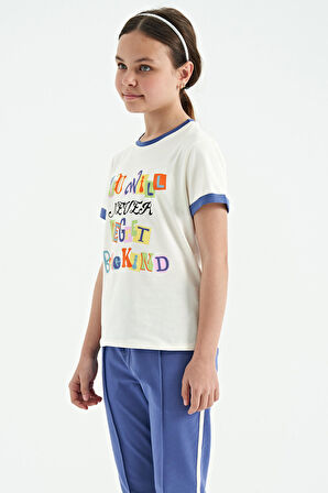 Ekru Renkli Yazı Detaylı O Yaka Rahat Form Kız Çocuk T-Shirt - 75109 | 11-12 Yaş