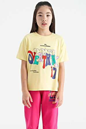 Sarı Renki Yazı Baskılı O Yaka Oversize Kısa Kollu Kız Çocuk T-Shirt - 75112 | 11-12 Yaş