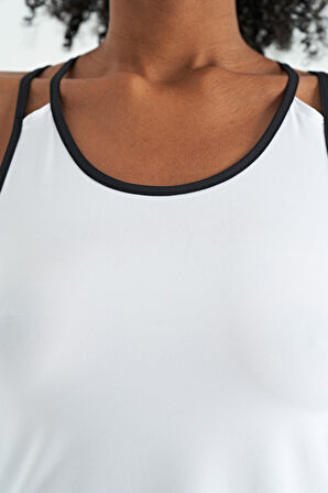 Beyaz Çift Askılı Sırt Detaylı Standart Kalıp Kadın Spor Atlet - 97258 | S