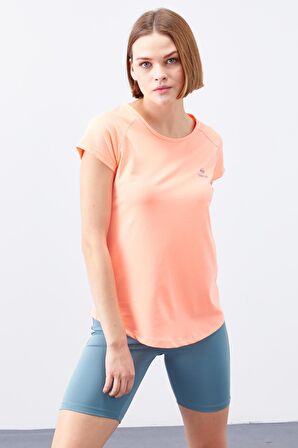 Mercan Sırt Pencereli Kısa Kol Standart Kalıp O Yaka Kadın T-Shirt - 97101 | L