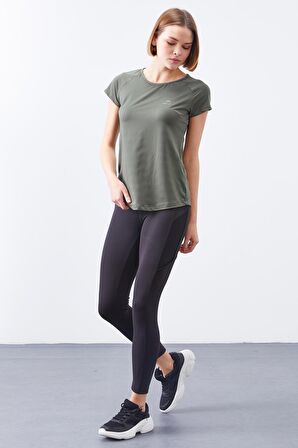 Çağla Sırt Pencereli Kısa Kol Standart Kalıp O Yaka Kadın T-Shirt - 97101 | M