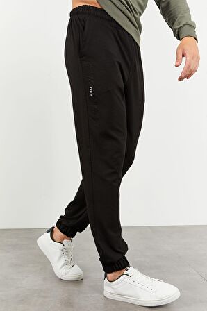 Çağla - Siyah Kapüşonlu Kanguru Cep Lastik Paça Erkek Oversize Eşofman Takımı - 85117 | S