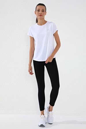 Beyaz Basic Kısa Kol Standart Kalıp O Yaka Kadın T-Shirt - 97144 | S
