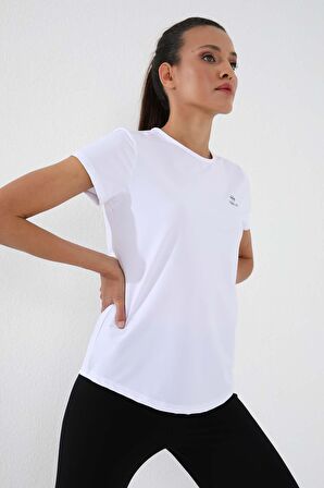 Beyaz Basic Kısa Kol Standart Kalıp O Yaka Kadın T-Shirt - 97144 | S