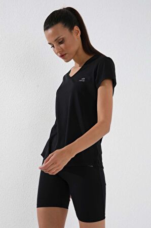 Siyah Basic Kısa Kol Standart Kalıp V Yaka Kadın T-Shirt - 97145 | XL