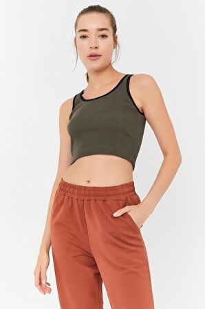 Tommy Life Haki Basic Sıfır Kol Dar Kalıp U Yaka Kadın Crop Top - 97160 | S