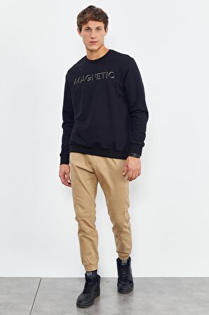 Siyah Yazı Nakışlı O Yaka Rahat Form Erkek Sweatshirt - 88020 | S