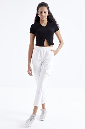 Siyah Basic Önü Yırtmaçlı V Yaka Kadın Crop Top - 97206 | M