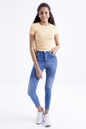 Kavun Içi Basic Yanı Büzgülü O Yaka Kadın Crop Top  - 97203 | S