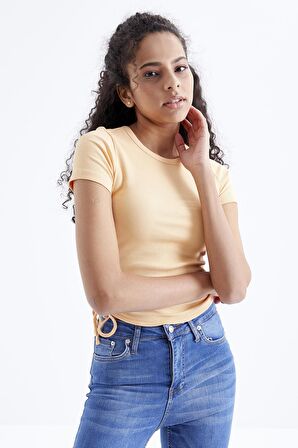 Kavun Içi Basic Yanı Büzgülü O Yaka Kadın Crop Top  - 97203 | S